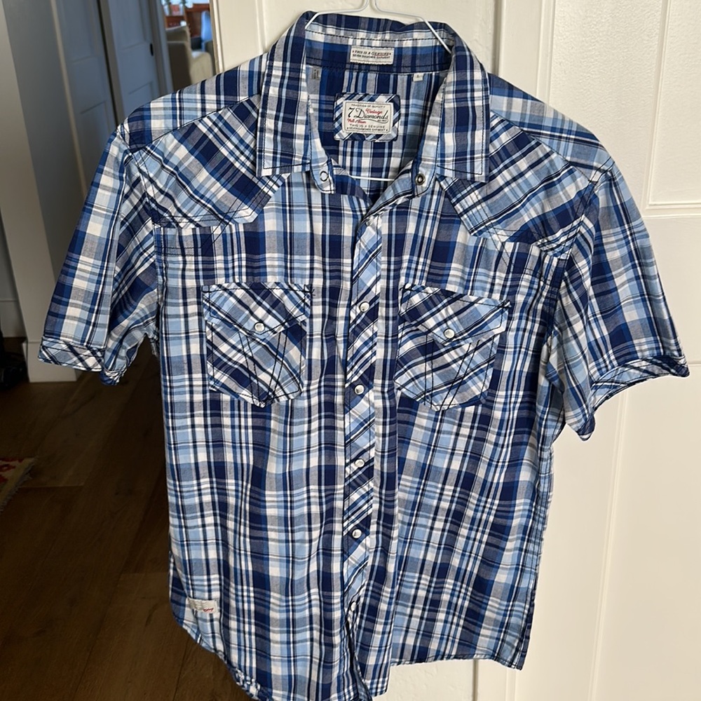 7 Diamonds blue plaid pearl snap short sleeve size L